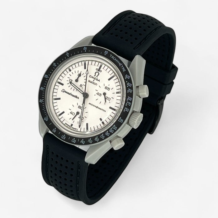 Bracelet MoonSwatch Premium en Caoutchouc Perforé